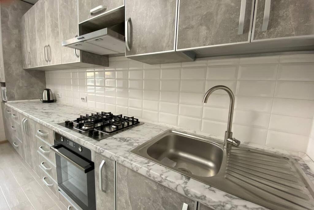 Fresh Residence Apartment 文尼察 外观 照片